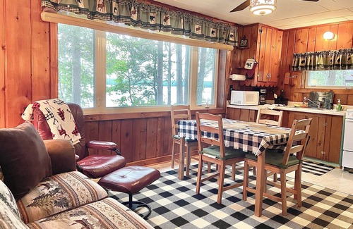 St Germain Cabina | Lake Escape Cottage on Pickerel Lake Can Sleep 6