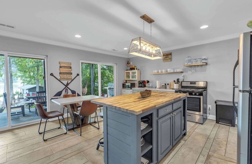Lyman Casa | Lake Escape - Paddle Cove - 6 Bedrooms