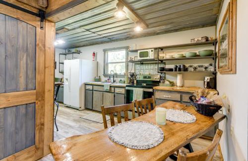 Abbeville Casa | Lake Eufaula Access Cozy Wood Cabin with Yard!