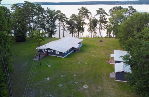 Morris Casa | Lake Eufaula Waterfront Home - Paradise Point