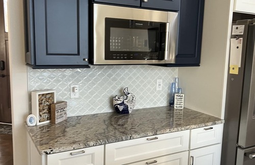 Lake Fenton Casa | Lake Fenton Fun ! Waterfront custom home on All sports Lake Fenton, sleeps 8