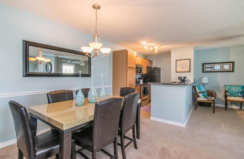 Brandon Condominio | Frente al lago - 1 dormitorio w / a den 1 baño