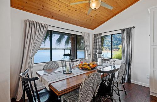 Clear Lake Casa | Lake front 4 bed rooms