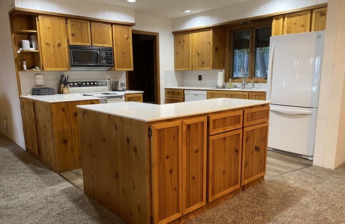 Whitefish Cabaña | Lake Front Cabin on Beautiful Whitefish Lake