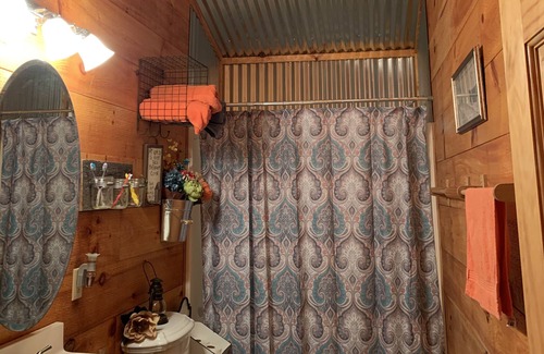 Sharps Chapel Casa | Lake Front Cabin in Private Cove with Covered Dock