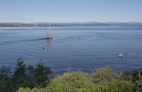 Taupo Chalet De Esquí | Lake Front Chalet in Taupo