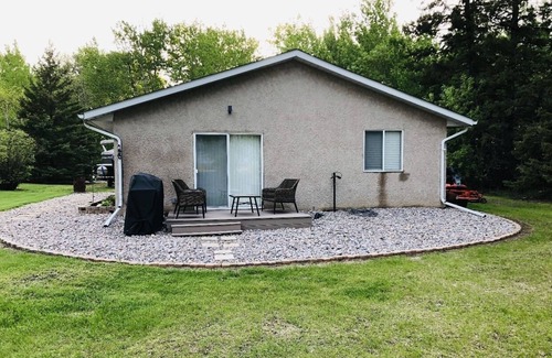 Lac du Bonnet Cabina | Lake front cottage on Lee River Road / Lac du Bonnet