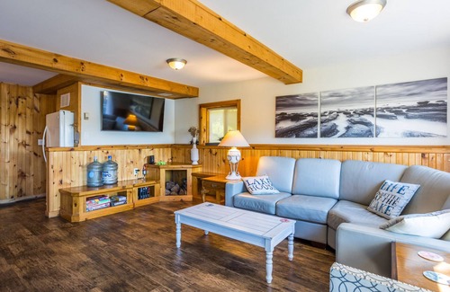 Havelock-Belmont-Methuen Cabaña | Lake Front Cottage On Beautiful Belmont Lake