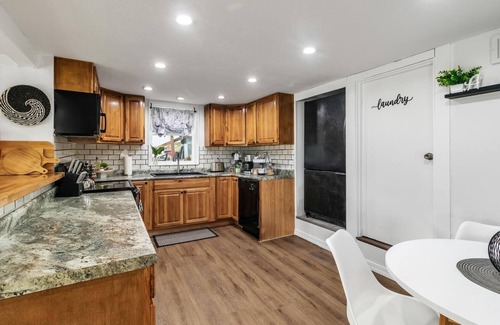 Cloverdale Cabaña | Lake front cottage with private beach and docks!