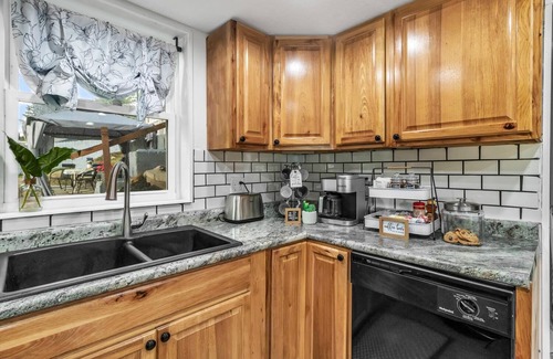 Cloverdale Cabaña | Lake front cottage with private beach and docks!