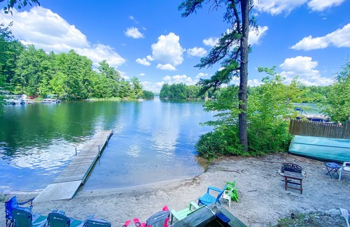 Windham Cabaña | Lake Front Cottage con playa privada de arena y hermosas puestas de sol
