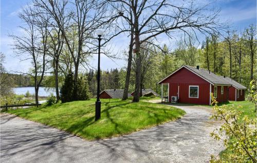 Asarum Casa | Lake Front Home In Asarum With Kitchen