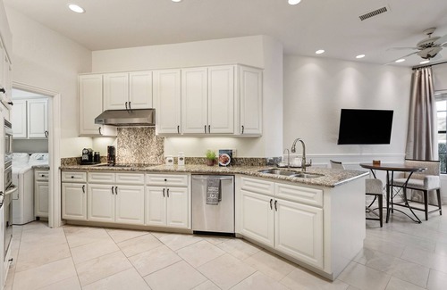 Mountainview Lake Estates Casa | Lake front home in Scottsdale!!