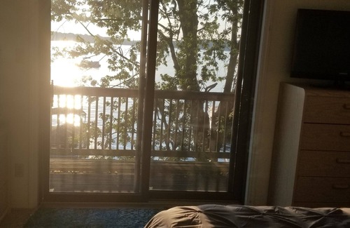 Sturgis Casa | Casa del lago en el lago Klinger en Sturgis, Michigan