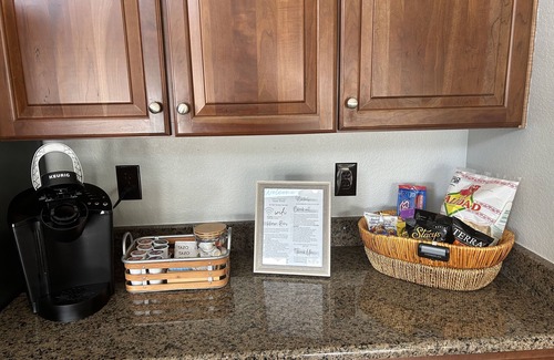 Arrowhead Lakes Casa | Lake front house in Arrowhead Lakes community.