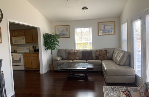 Southmont Casa | Lake front house with private boat dock and breathtaking view of the lake