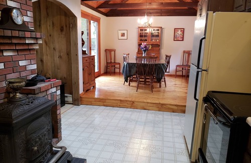 Lincoln Casa | Lake Front Property- Private, con casi 200 pies de frente sin obstrucciones!