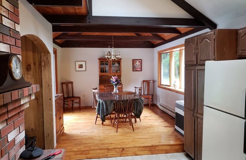 Lincoln Casa | Lake Front Property- Private, con casi 200 pies de frente sin obstrucciones!