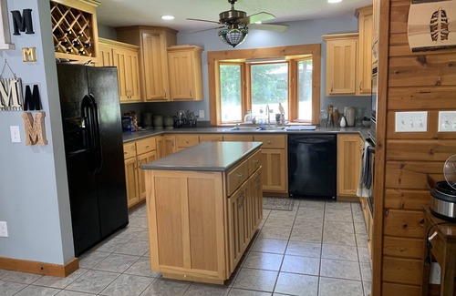 New London Casa | Lake Front Property on Badin Lake