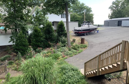 New London Casa | Lake Front Property on Badin Lake