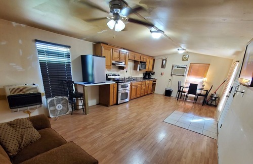 Oneida Casa | Lake front rustic fishing camp