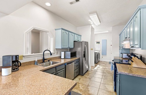 Loudon Casa | Lake Front