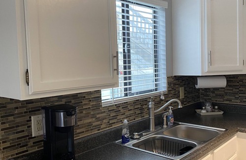 Village of Four Seasons Condominio | Lake Front View on Horseshoe Bend Parkway - Gated community