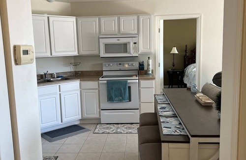 Lake Ozark Condominio | Lake Front Views in each Room ! Location Location