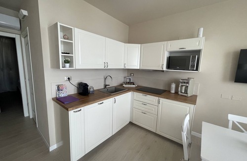 Polpenazze del Garda Apartamento | Lake Garda view apartment, swimming pool, parking space "La Finestra sul Garda"