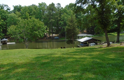 Wise Casa | Lake Gaston most usable waterfront acre lot with bulkhead on large cove.