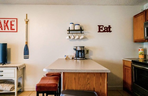 Mid America Condominio | ★ Lake Hamilton condo amazing veiws for relaxing. Close to downtown attractions.