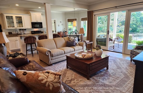 Mid America Casa | Lake Hamilton Lake House