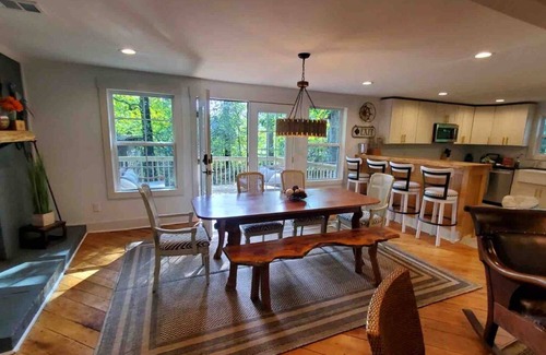 Anderson Casa | Lake Hartwell Frank Howard Home Clemson