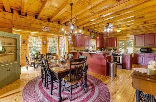 Fair Play Casa | Lake Hartwell Home with Game Room Near Clemson!