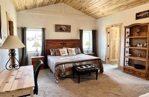 Pagosa Highlands Casa | Lake Hatcher Retreat-w/Mtn Views! 1 story-3/2