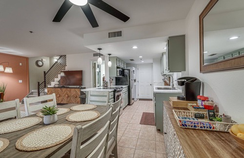 Lake Havasu City Apartamento | Lake Havasu City Condo: 1 Mi to Boat Ramp!