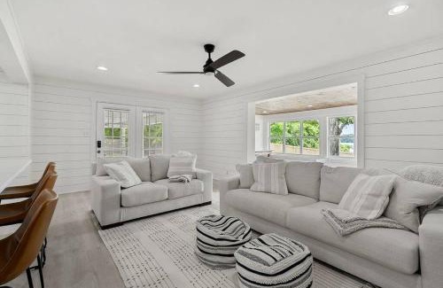 Winchester Casa | Lake Home, Dock, Fire Pit, Hot Tub, Game Room, Etc