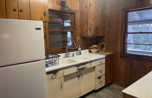 Three Lakes Casa | Lake Home on Three Lakes chain of lakes, WI Northwoods. 220 ft private frontage