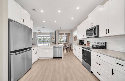 Sunset Lakes Casa | Lake Home with Pool by Disney