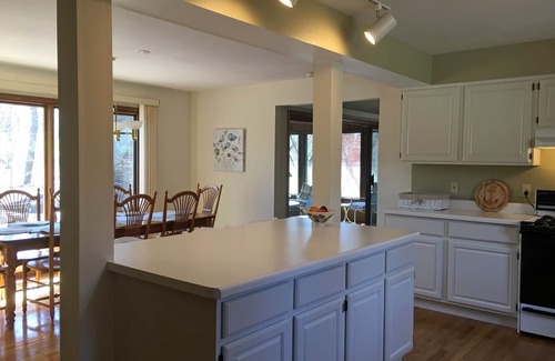 Fontana Casa | Lake House Retreat Steps From Lake Geneva ~ Abbey Springs Resort!