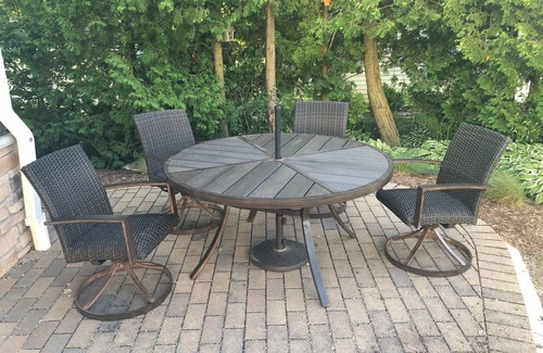 Hartford Casa | Lake House minutes to Erin Hills Golf Course, Holy Hill and Ice Age Trail
