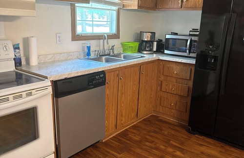 Manning Casa | Lake House not on water but very close to all access to lake