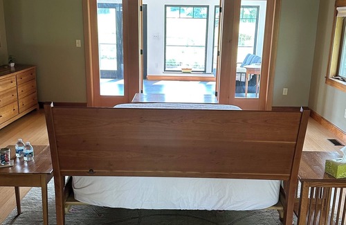Union Springs Casa | Lake house on Cayuga Lake 5 minutes from Aurora: dock, lake access, kayaks!