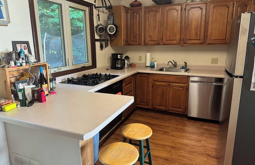 Lac du Flambeau Cabaña | Lake House Retreat on Beautiful Fence Lake, 2-Bedroom with WiFi, AC