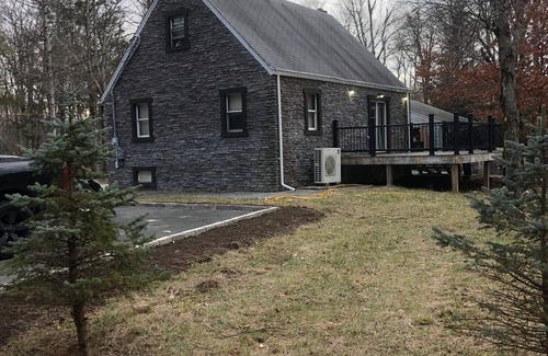 Pocono Summit Casa | Lake House
