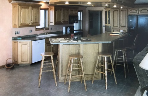 Larsen Casa | Casa del lago cerca de Fox Valley