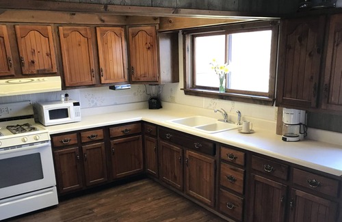 Fairfield Beach Casa | Lake house with large deck and yard and room for your boat trailer