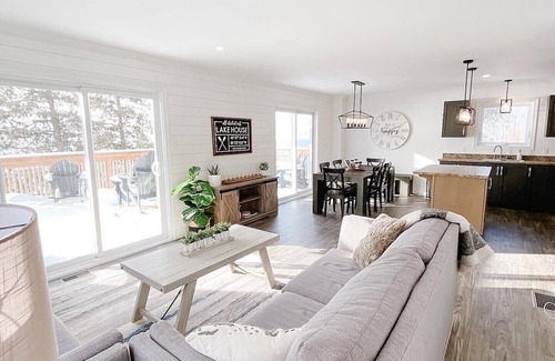 Ashfield-Colborne-Wawanosh Casa | Lake House with private beach on Lake Huron, 4 bed, 2 bath - all season.