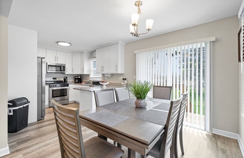 Lake in the Hills Casa | Lake In The Hills FHS Rental