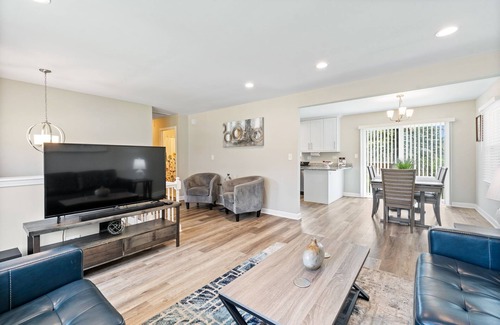 Lake in the Hills Casa | Lake In The Hills FHS Rental